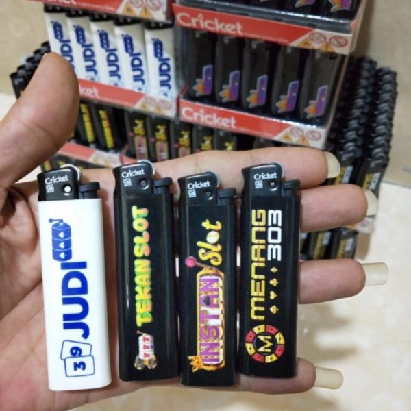 8de42848-1cd6-4b4b-a853-c910bbb312a9